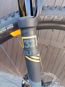 SCOTT SCALE 910 - komplet na Shimano XT - hmotnost 10kg - 8