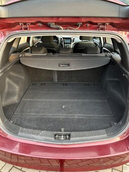 Hyundai i30 kombi, 1.6 CRDi - 8