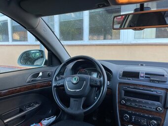 Škoda Octavia II Elegance - 8