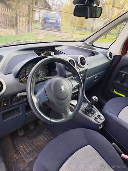 Peugeot 1007 1.4 54kw - 8