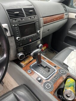 VW Touareg 5.0 tdi v10 - 8