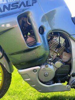 Honda XL 600V Transalp - 8