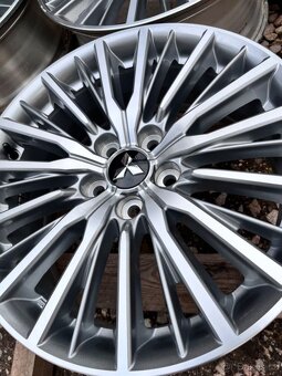 5x114,3 R18 orig. disky Mitsubishi Outlander PHEV 2020 - 8