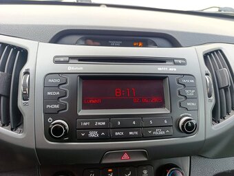 Kia Sportage 1, 7 CRDi Klimatizace Tempomat - 8