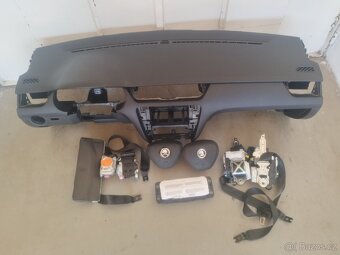 Airbagová sada Škoda Octavia 3, halogen s novou deskou - 8