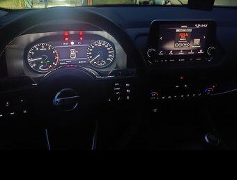 Nissan Qashqai 1.3 DIG-T - 8