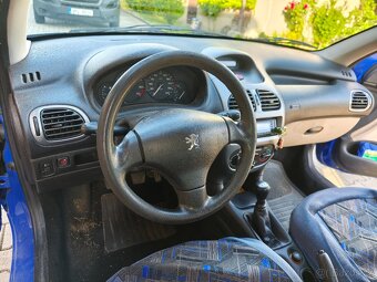 Peugeot 206 1.2, r. 2005 - 8
