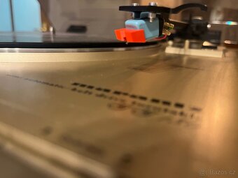 Gramofon MARANTZ TT130 - 8