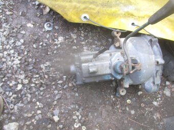 válce, motor, hlavy a náprava s uzávěrkou Multicar M 22 - 8