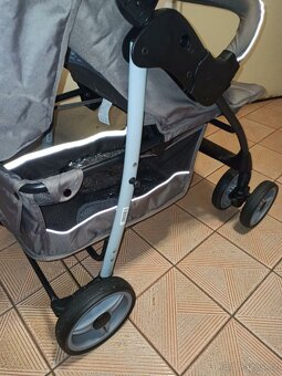 Dětský sportovní kočárek - 8