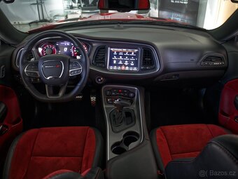 Dodge Challenger 6.4 Scat Pack Widebody - 8