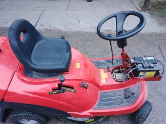 Zahradní traktor - 8