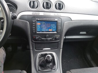Ford S-Max m.2014 jen 180.000 super stav - 8