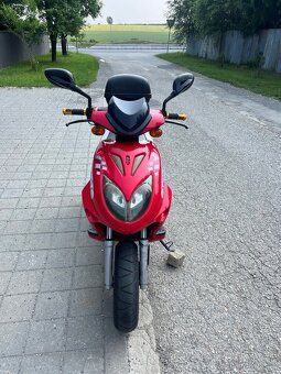 Skútr 125 Motorro Max, vše funkční, nová STK, kufr - 8