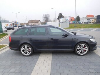 Škoda Octavia Combi RS 2.0TDi 125 kW, Aut. Klima - 8