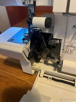 Overlock Singer - 8
