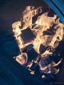 Dřevo,palety,vytápění,teplo,dřevěné brikety,zátop - 8