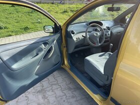 Toyota Yaris 1.0 2002 - 8