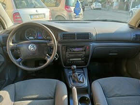 Volkswagen Pasat  Climatrinic 1.9 TDi 74kw - 8