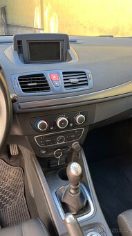 Renault Megane III grand tour - 8