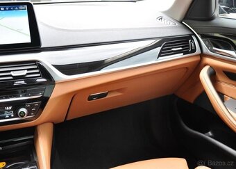 BMW Řada 5 530d xD LUXURY ZÁRUKA LASER - 8