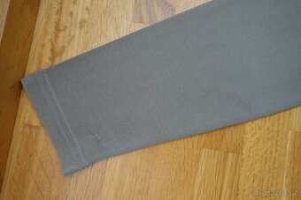Dívčí khaki tričko s dlouhým rukávem vel. 140 - 8