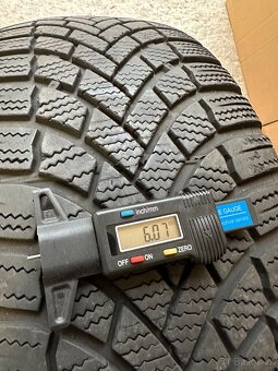 Prodám použitou zimní sadu Volvo / Ford 5x108 235/55/18 - 8