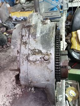 Jawa 250 kývačka , pérák - 8