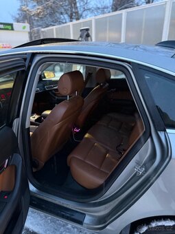 Audi A6C6 4F - 8
