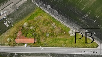 Dům ke KOMPLETNÍ rekonstrukci 1 877 m2 na okraji obce Jamoli - 8