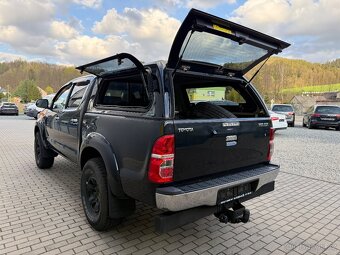 Toyota HILUX 3.0 4x4 MANUÁL UZÁVĚRKA NAVIJÁK - 8