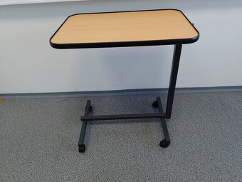 ELEKTRICKÁ POLOHOVACÍ POSTEL VÖLKER TOP STAV - 8