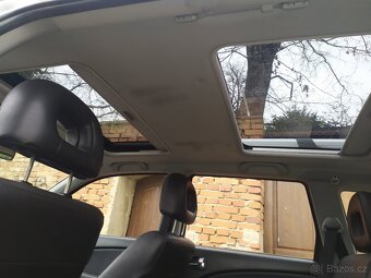 Outlander 2,0i 4x4 - 8