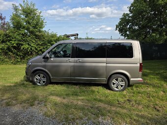 VW Multivan 6.0 Highline - 8