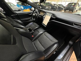 Tesla S 85 - doživotní nabíjení zdarma - 8