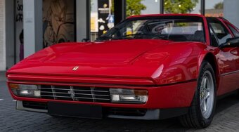 Ferrari 328 GTS - 8