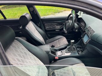 bmw e39 - 8