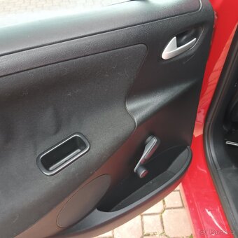 Peugeot 207 SW - 8