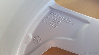 NOVÉ or. ALU kola ŠKODA / VOLKSWAGEN 5x112 R18 Passat B8 B9 - 8