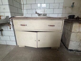 Historický nábytek - 8