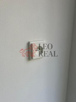 Prodej garáže 20 m2 - 8