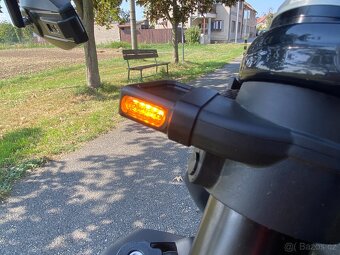Indian FTR 1200 Z Black 2022 + Dr. Jekill & Mr. Hyde - 8