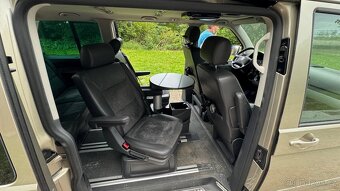 Volkswagen multivan T5 2,5 - 8