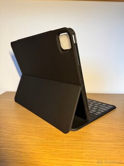 Klávesnice ESR iPad Pro 12.9” a Air 13” - 8