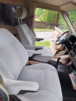 Volkswagen T4 Caravelle 2.5 TDI 111 kw - 8