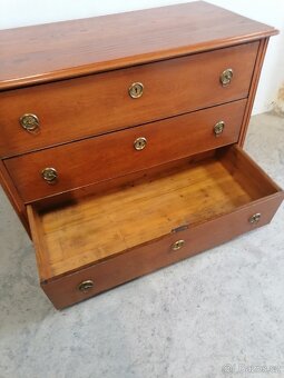 Starožitná komoda šuplíková - 8