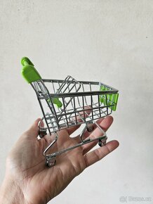 Nákupní košík hračka pro papouska - 8