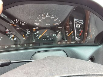 Mercedes SL 600 V12 - 8