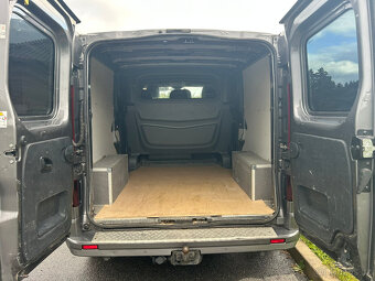 Opel Vivaro 1,6 biturbo 107kW - 8