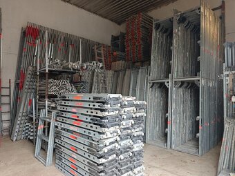 Prodám lešení Layher blitz - pole 2,57m - Alfix - 8